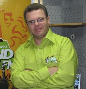 Jornalista Joaquim Padilha estreia programa no SBT/SC