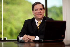 Airton Dornelas, gerente do hotel Luzeiros
