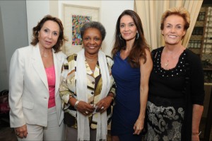 Adelina Alcântara, Luiza Bairros, Cláudia Métne e Andrée de Ridder