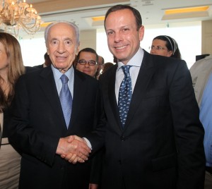 O presidente de Israel, Shimon Peres, e João Dória Jr., de São Paulo