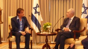 Roberto Carlos e Shimon Peres, presidente de Israel