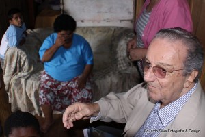 Saulo Gomes divulga livros em Florianópolis