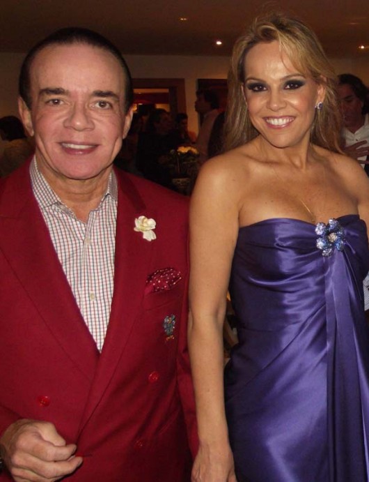 Conde Francisco Scarpa Filho e a anfitriã Marlene Tuffi