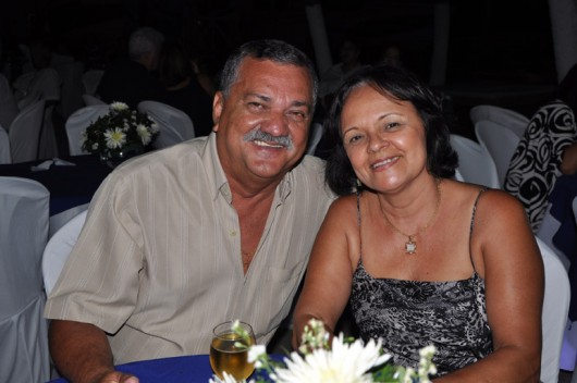 O comodoro Moacir Albuquerque e sua mulher, Sandra Souza