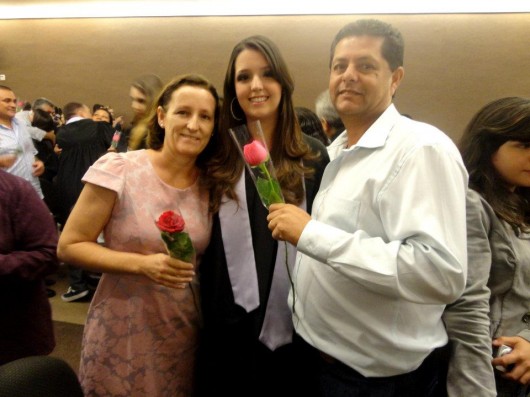 Álbum de família: o casal Nilton e Ivete Freitas e a filha, Karen  