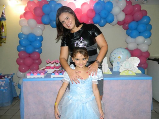 Mãe e filha: Aninha Rezende e Priscilla