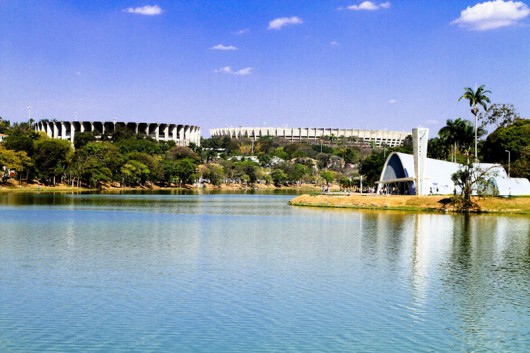 Detalhe da Lagoa da Pampulha, cartão postal de Belo Horizonte