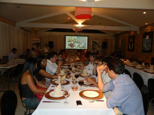 Agentes de viagem no jantar de lançamento da Maktour