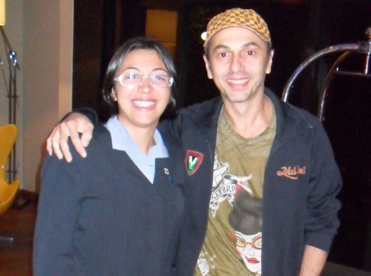 O cantor Zeca Baleiro com Augusta Pedrosa, chefe de serviços no TRYP Itaim