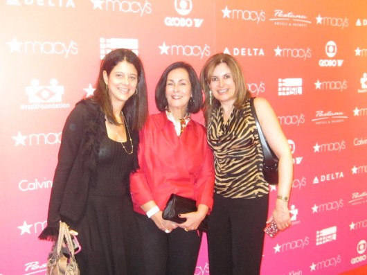 Ilana Lipsztein, Angela Magarian e Esther Dodo