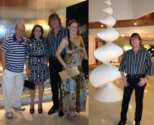 Beto Saroldi concede entrevista no Maceió Atlantic Suites À esquerda, Beto Saroldi ladeado pela equipe do Gente em Evidência (Vasconcellos de Matteo, Gigi Accioly e Isabelle Accioly), após jantar no Atlantic Café & Lounge Bar; à direita, Beto no lounge do hotel | Fotos: divulgação