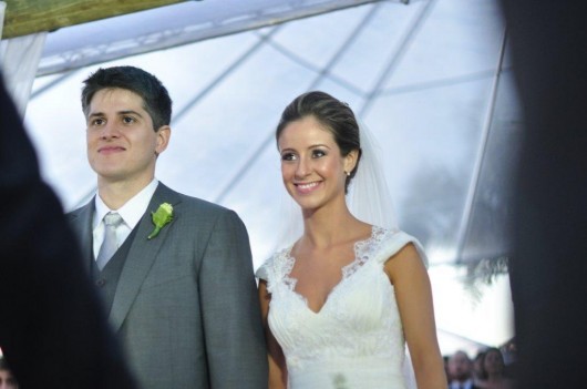 Os noivos, Cleude Cardoso Alves Zanoni e Thais Augusto Gonçalez
