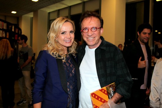 Selton Mello lança livro em São Paulo Falando de novos projetos para 2013, apresentadora Eliana e o cantor Moacir Franco no bate papo