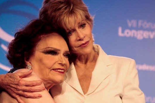 Jane Fonda no Brasil Bibi Ferreira e Jane Fonda no VII Fórum da Longevidade