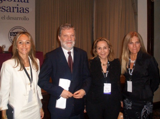 Veronica Raffo-Presidente da Organização de Mulheres Empresárias do Uruguai, Roberto Kreimerman, Ministro da Indústria, Energia e Mineração do Uruguai, Adelina Alcântara Machado - Presidente Nacional da OBME-Brasil e Patricia Damiani, presidente da empresa Letis Certificadora Agrícola, da Argentina 