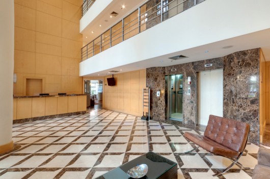 TRYP Jesuíno Arruda é uma charmosa opção de hospedagem em São Paulo Recepção Tryp Jesuíno Arruda