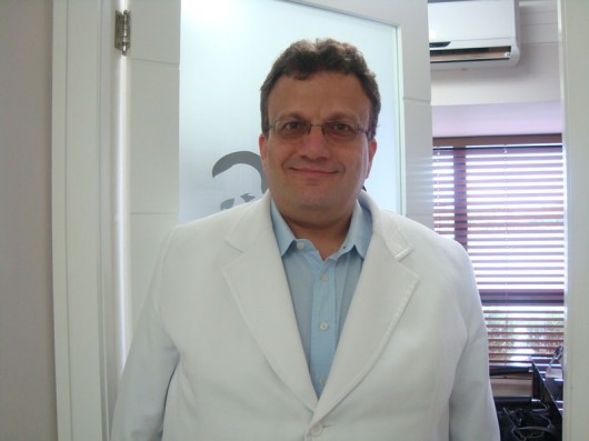 Dr. Carlos Eduardo Prado Costa (CRM SC 7222)