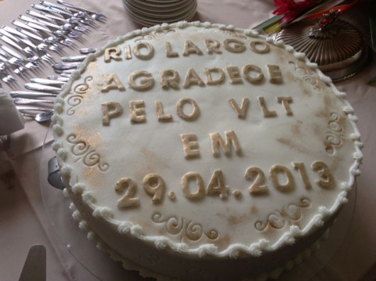 Homenagem merecida O bolo