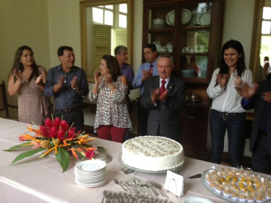 Homenagem merecida A hora do "Parabéns"