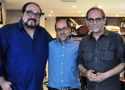 Curadoria e comissões se reúnem para escolher os concorrentes do 41° Festival de Cinema de Gramado Curadores: Rubens Ewald Filho, Marcos Santuario e José Wilker (Foto: Leonardo Peixoto)