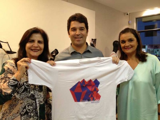 Forró Fashion Arezzo movimento ateliês da cidade com Concurso de Customização de Camisetas Ana Loureiro, André Normande e Mamá Omena, no lançamento do Forró Fashion Arezzo