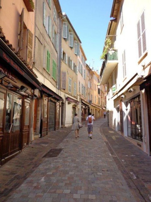 Cannes, Sul da França e suas ruazinhas perdidas no tempo