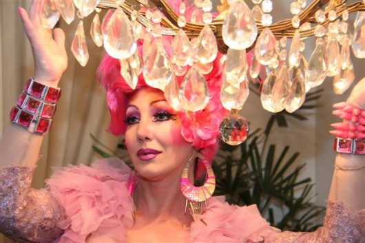 Celebração luxuosa Um luxo! a hostess Paullete Pink