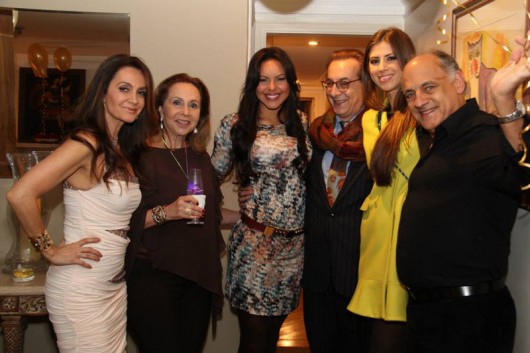 Celebração luxuosa Cláudia Métne, Adelina Alcântara Machado, Jeanine Castro, Ronaldo Ésper, Graciela Pischner, e Sérgio Schildt