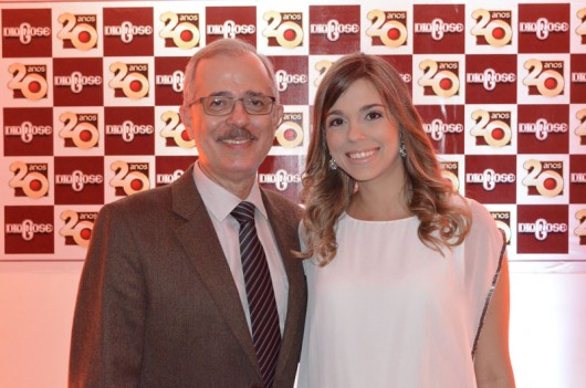 Dr. Roberto Nolasco, com sua filha, Julia, nas comemorações dos 20 anos da Diagnose 