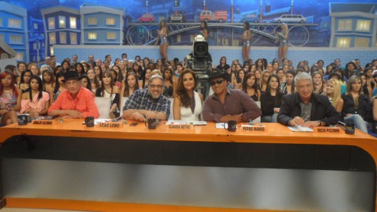Mais estrela no júri do Programa do Ratinho (SBT) Jurados