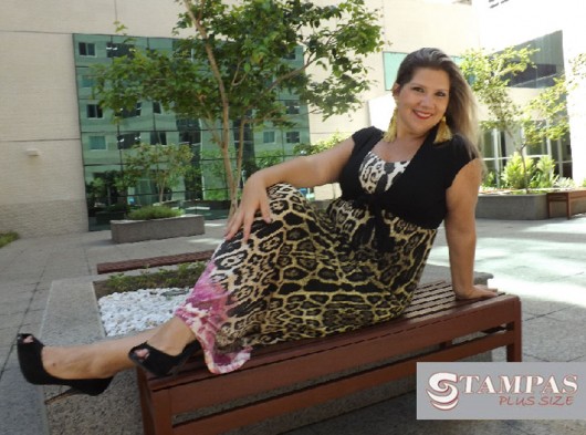 Stampas Plus Size Longo onça