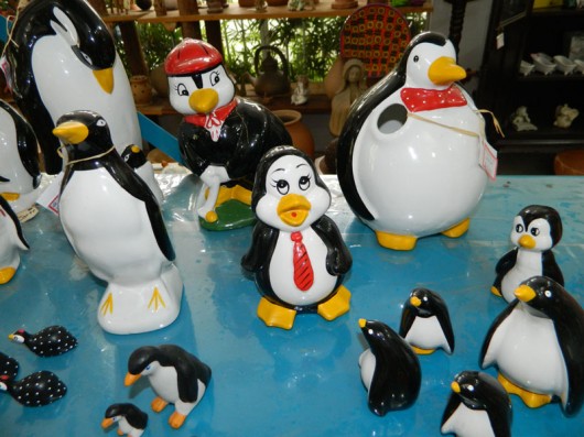 Para a mamãe colecionadora: vários Pinguins para a mamãe que adora colecionar e decorar a geladeira com estilo