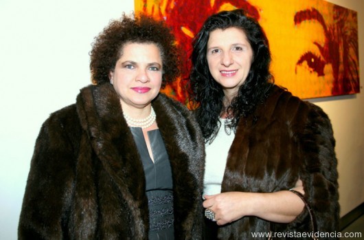 Responsável pelo sucesso da galeria de Arte, que leva seu nome Roberta Britto com Glades Catock