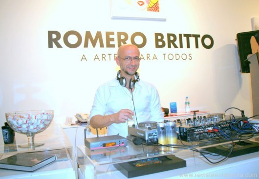 Presença do DJ Renato Lopes