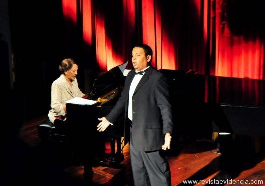 A excepcional pianista Selma Britto e o cantor lírico Luciano Peixoto 