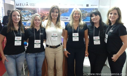 Mariana Coutinho (Executiva de Conta – Meliá Paulista), Michele Oliveira (Executiva de Contas), Gisele Torrano (Diretora Leisure Travel), Marisa Guilger (Gerente de Vendas Leisure Travel), Ana Ribeiro (Executiva de Contas – TRYP Itaim) e Naiene Croda (Executiva de Contas – TRYP Campinas).