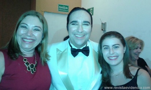 Regine Rivelli e Filha com Helcio Hime