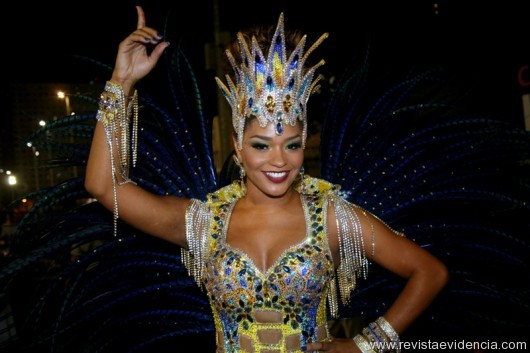 A Rainha da Bateria Campeã de 2014, Juliana Alves da Unidos da Tijuca