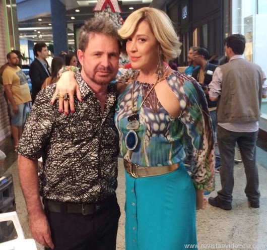 Bastidores da gravação, momentos antes do corte (Foto: divulgação)