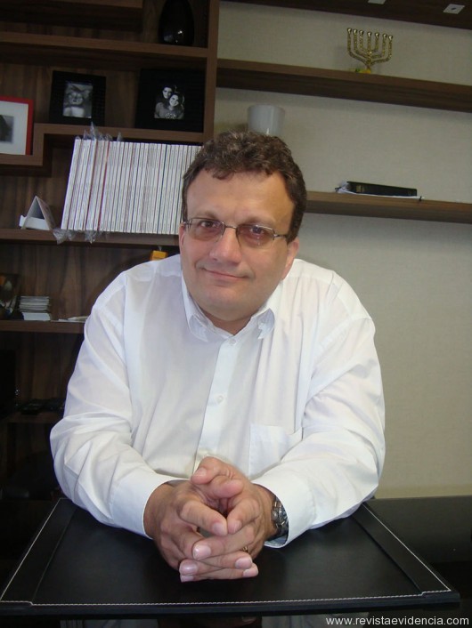 Dr Carlos Eduardo Prado Costa (foto: divulgação)
