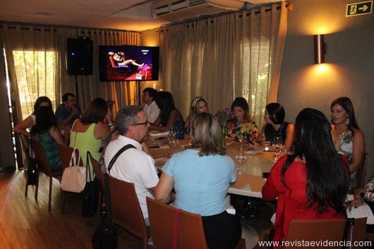 Jornalistas e blogueiras no almoço da Arezzo