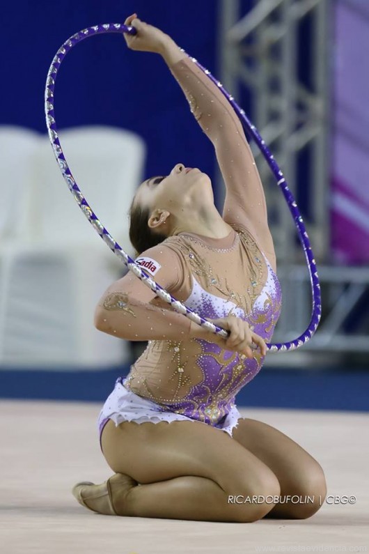 Ginasta Giovana Oliveira  (Foto: Ricardo Bufolin)