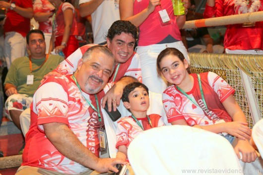 Na plateia o vice-governador de São Paulo Marcio França com os filhos e