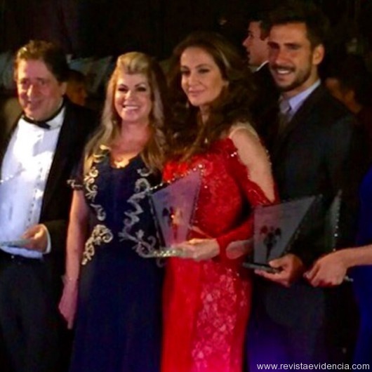 Youssef Surrey, do TV Excede; Adela Vilas Boas, Cláudia Métne e o ator global Julio Rocha 