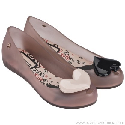 31872-Melissa-Ultragirl-Alice-No-Pais-Das-MaravilhasII-RosaCameoFFOP-Lado