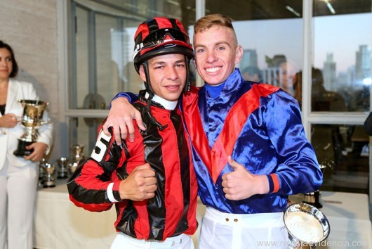 Os Jockey, vencedores do Grande Premio São Paulo 2016. V Borges, do Rio de Janeiro montando o cavalo Universal Law e do Grande Premio Presidente da Republica, o também carioca, M.S.Machado montando o cavalo Céu de Brigadeiro