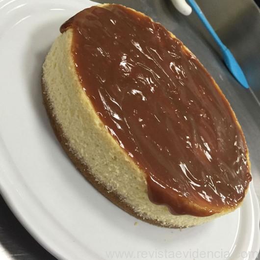 Cheesecake com caramelo salgado 