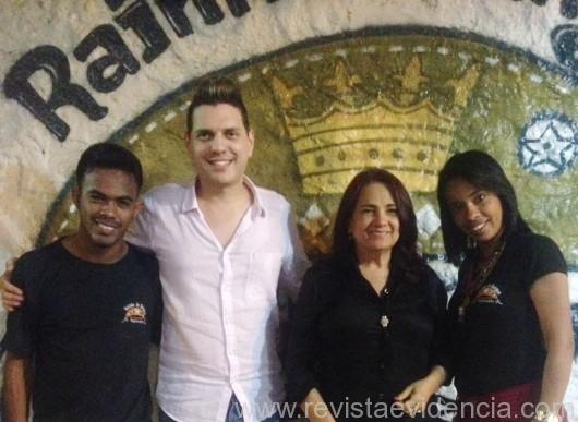 O chef Laudson Oliveira, o promoter Wilton Rocha, esta colunista e Anny Claire