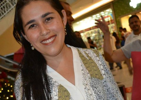 A Marketeira Claudia Helena Torres