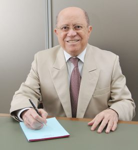 O médico Walter França festejou o seu aniversário no último dia 24, em petit comitè. Parabéns, Doutor! (Foto: Eddy Ferreira)